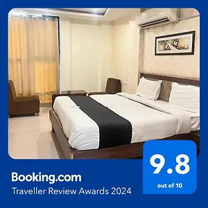 Fabhotel Prime Golden Feather Udaipur